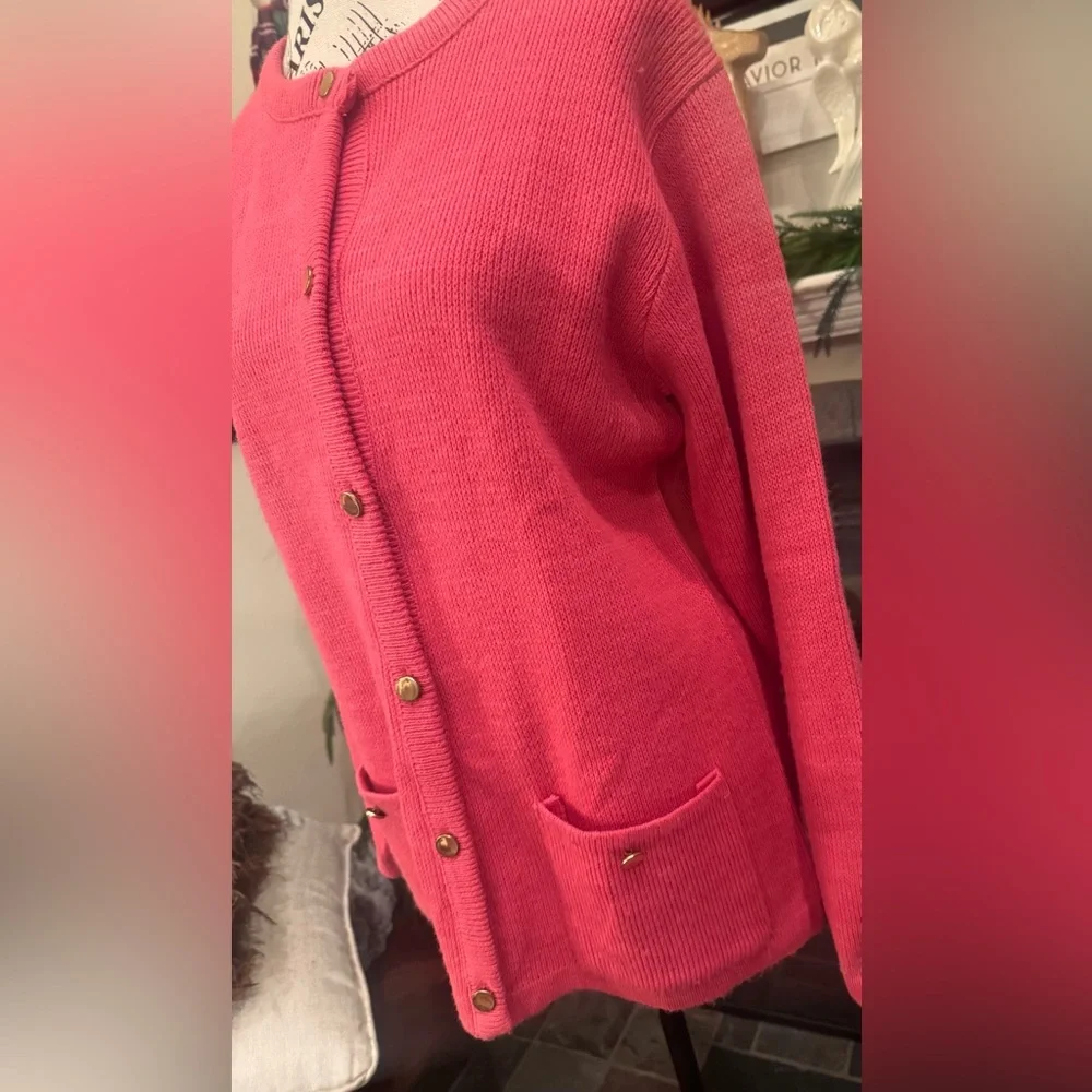 Vintage Pink Haymaker Cardigan Acrylic Gold Buttons Front Pocket Small Medium 36 - Picture 4 of 7